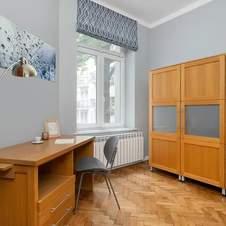 Lejlighed Charming With Desk In Downtown Cracow By Renters Kraków