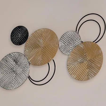 Charming With Desk In Downtown Cracow By Renters *