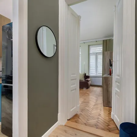 Lejlighed Charming With Desk In Downtown Cracow By Renters Kraków