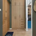 Apartman Charming With Desk In Downtown Cracow By Renters *
