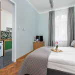 Charming With Desk In Downtown Cracow By Renters * Krakkó