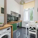 Charming With Desk In Downtown Cracow By Renters Krakkó