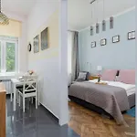 Charming With Desk In Downtown Cracow By Renters Krakkó